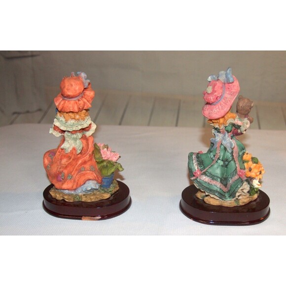 Lot Of 4 Victorian Style girls with dolls heavy 6" Hand Painted Figurines - Picture 3 of 8